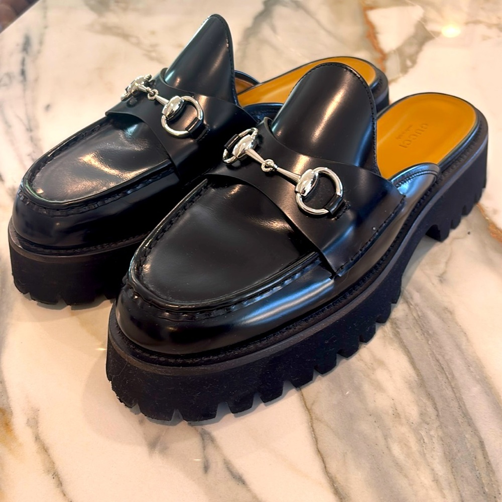 Gucci loafer mule size 40 like new